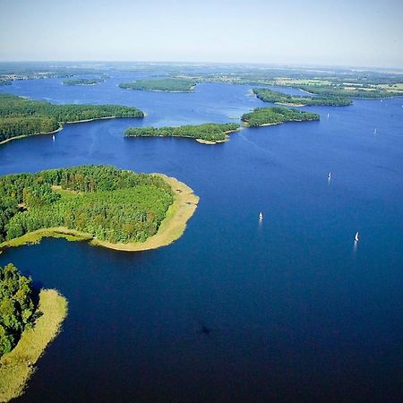 Dom Przy Lini Brzegowej Jezioraka Iława Exterior foto
